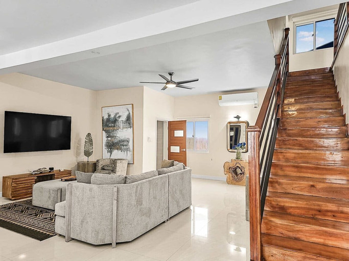 Living area 4, Beyond The Sea 2