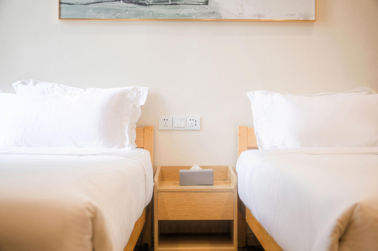 Bedroom 2, ZMAX Hotels Wuhan East Lake, Wuhan