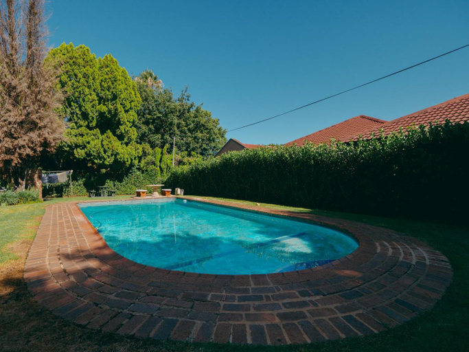 Sport & Beauty 2, Cosy - Best Rest Potch, Dr Kenneth Kaunda