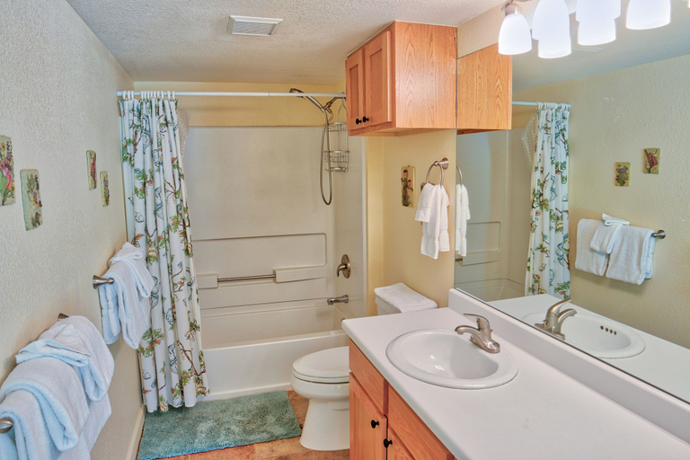 Bathroom, Villas at Swan's Nest #701 (Condo) Apartment 2, Summit