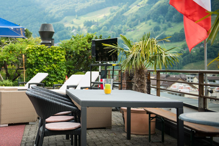 Others 5, City, Schwyz