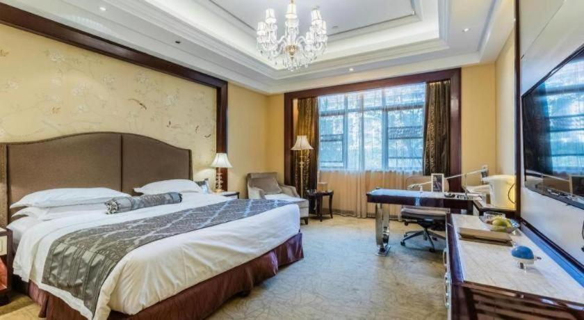 Bedroom 2, Tongli Lake Resort Phase II, Suzhou