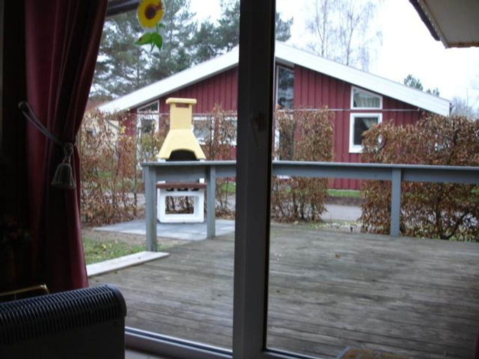 Balcony 3, Praktischer Doppelbungalow mit Terrasse im Ferienpark Mirow, Mecklenburgische Seenplatte