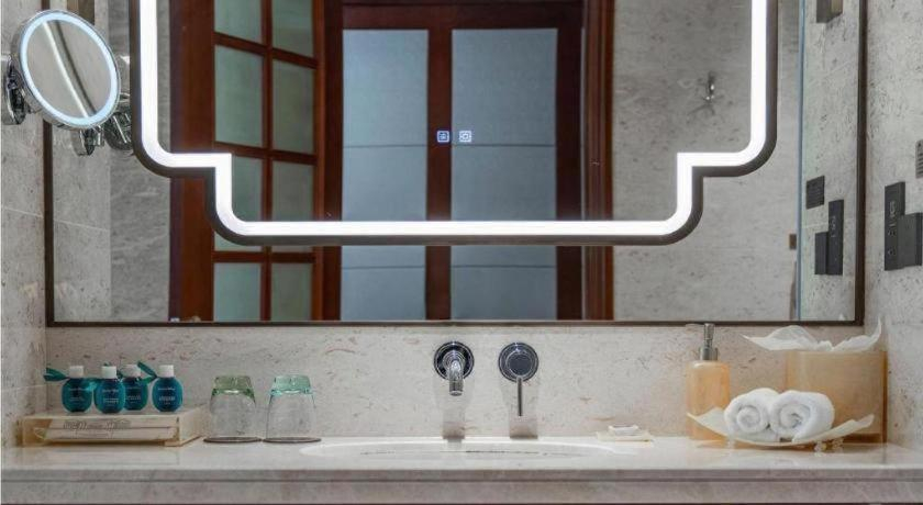 Bathroom 3, Yancheng Shuicheng Hotel, Yancheng