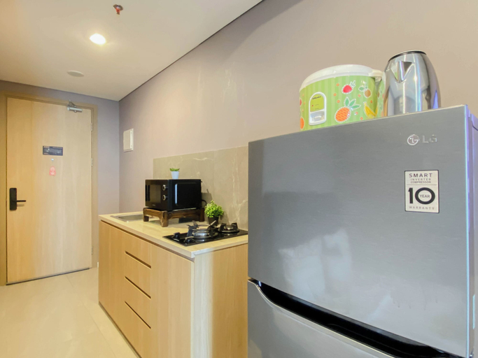 Private kitchen 2, Homey Gray Studio Room At Apartment Antasari Place, South Jakarta