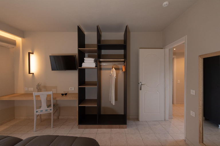 Bedroom 3, Alykanas Beach Grand Hotel by Zante Plaza, Ionian Islands