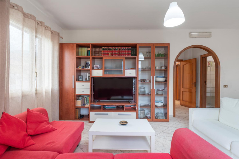 Others 2, Appartamento in Villa Marlory, Palermo