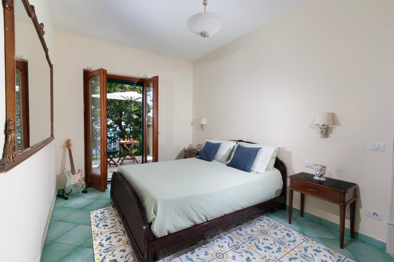Bedroom 2, Groove'n'Grove, Napoli