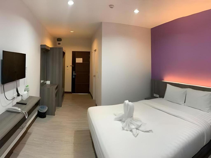 Bedroom 2, Tripper Hotel, Muang Ubon Ratchatani