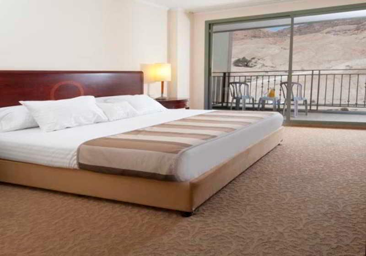 Bedroom 3, The Royal Hotel Dead Sea