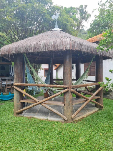Property grounds 4, Casa Lírio, Teresópolis