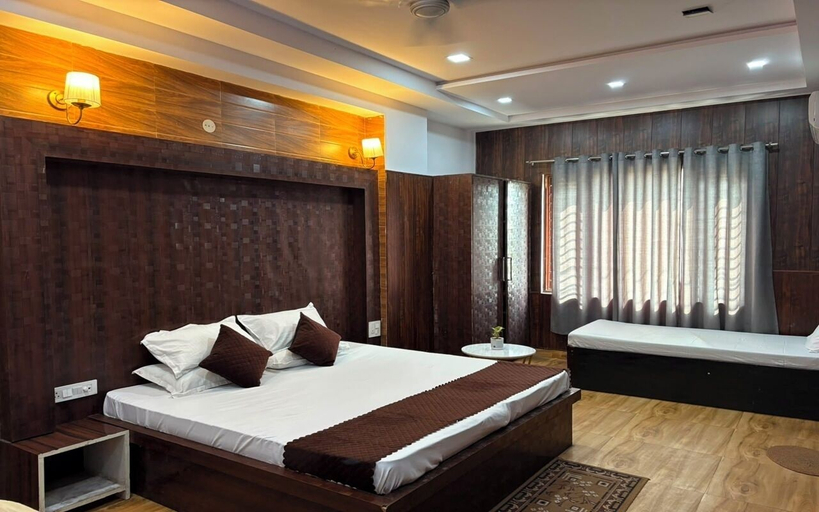 Room 4, Gayatri Seva Dham, Mathura