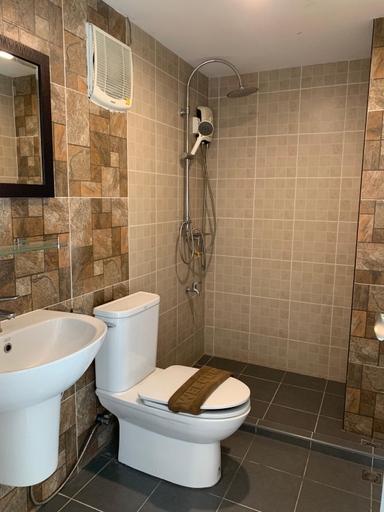 Bathroom 3, Nava Grand, Thanyaburi