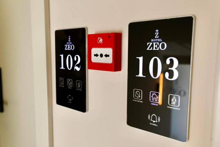 Miscellaneous 4, Hotel Zeo, Sarandës