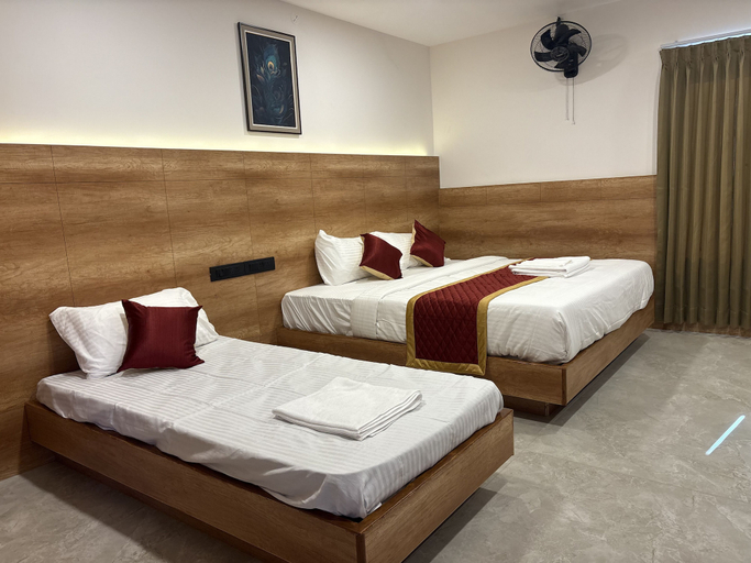 Room 4, Adikesh Residency, Tiruvannamalai