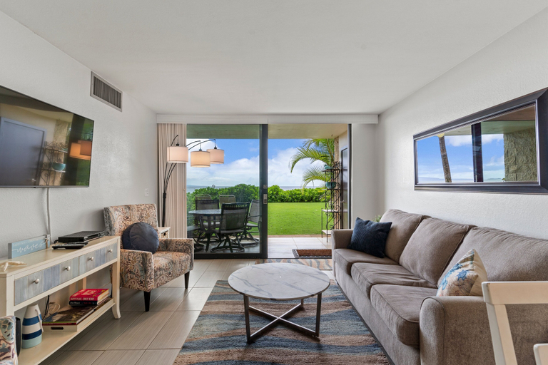 Living area 3, Kihei Beach, #109 2 Bedroom Condo, Maui