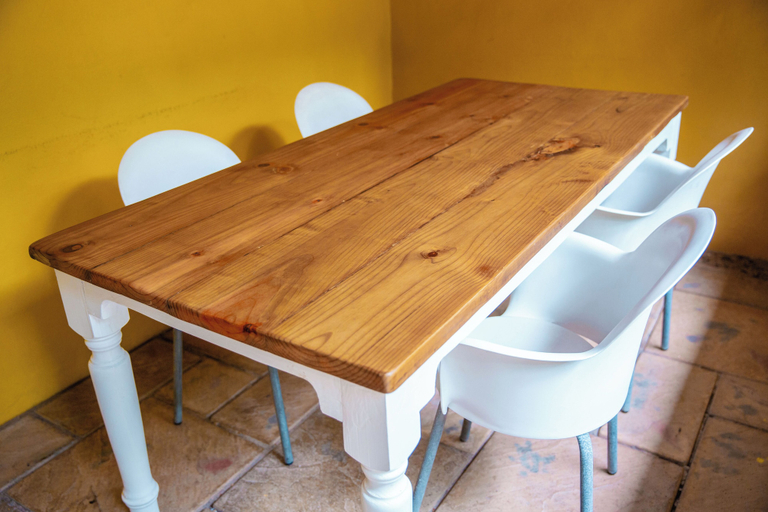 Outdoor dining 5, Sunny Rock, Ugu
