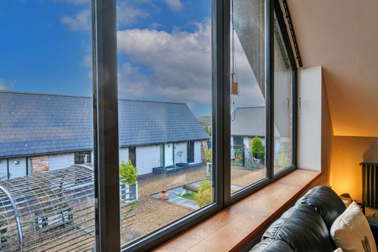 Living room 5, Stylish Barn Retreat for 8, Dorset