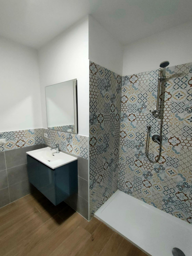 Bathroom 3, Villa Toti, Catanzaro