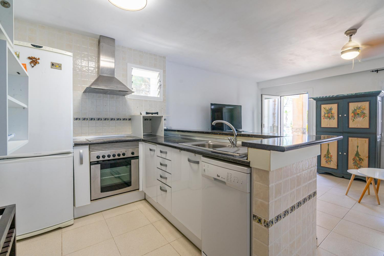 Others 5, Villa Bahias, Baleares