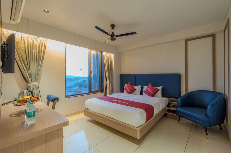 Room 5, The Magnetica, Surat
