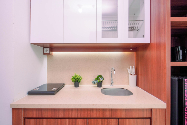 Private kitchen 3, Cozy Studio With City View Apartment At B Residence Grogol, Jakarta Barat