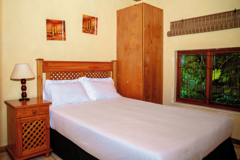 Room 3, Sunny Rock, Ugu