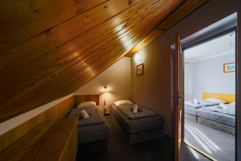 Bedroom 3, Hotel Star Benecko, Trutnov