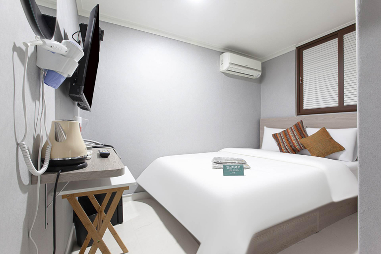 Bedroom 2, Paju Munsan Hue, Paju