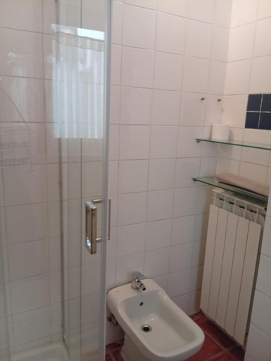 Bathroom 3, Mimi Home, Isernia