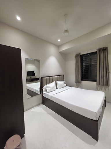 Room 4, Nilay Inn, Solapur