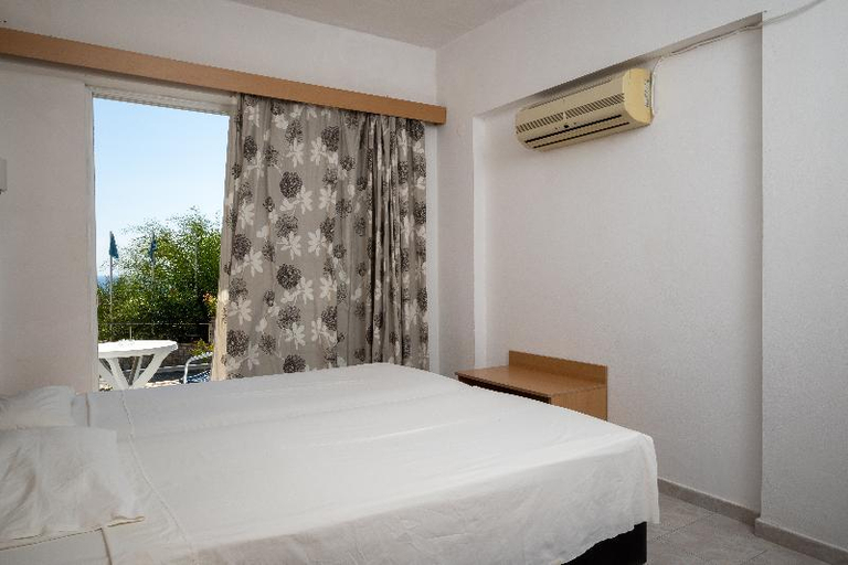 Bedroom 4, Gardenia Hotel, South Aegean
