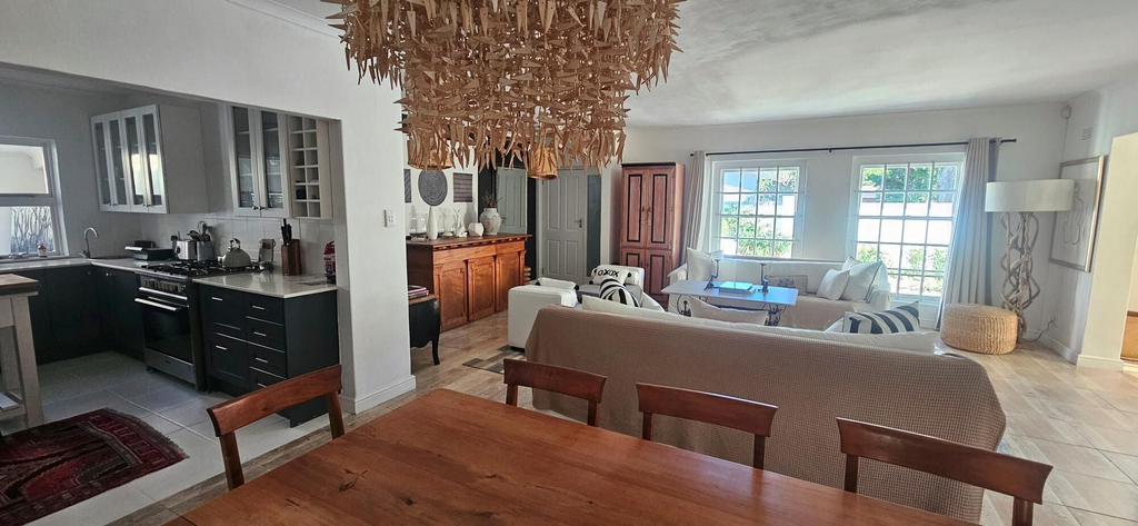 Others 5, The Lily House Hermanus, Overberg