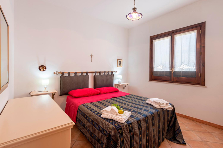 Bedroom 2, Brezza di limoni, Trapani