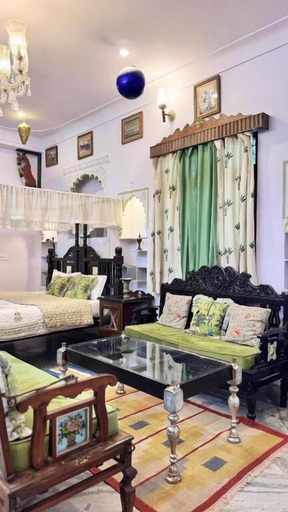 Room 4, Premium Heritage House, Udaipur