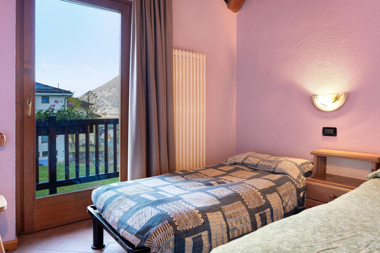 Bedroom 3, Agritur Locanda San Martino, Trento