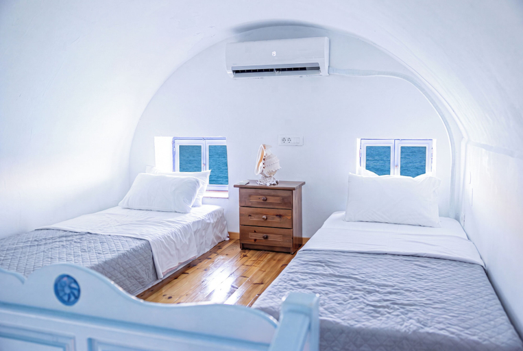 Bedroom 3, Pitini 2 - Seafront - Harbour view, South Aegean