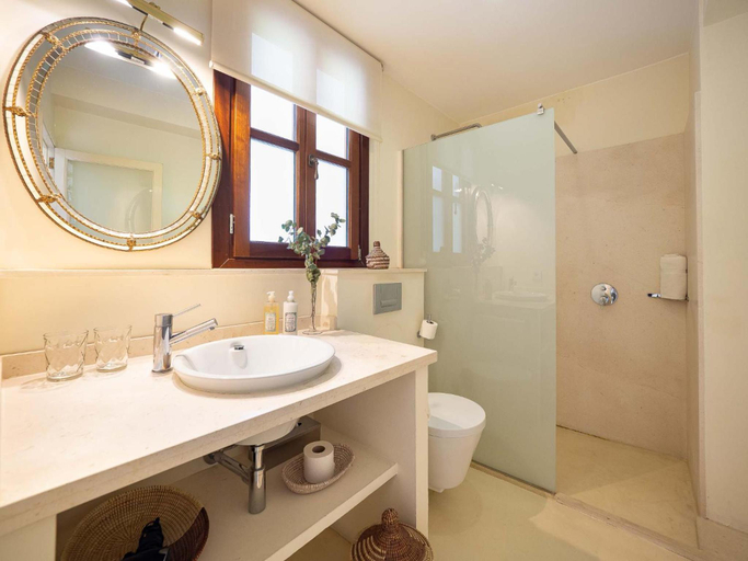 Bathroom 3, Jardi D Arta Boutique Hotel, Baleares