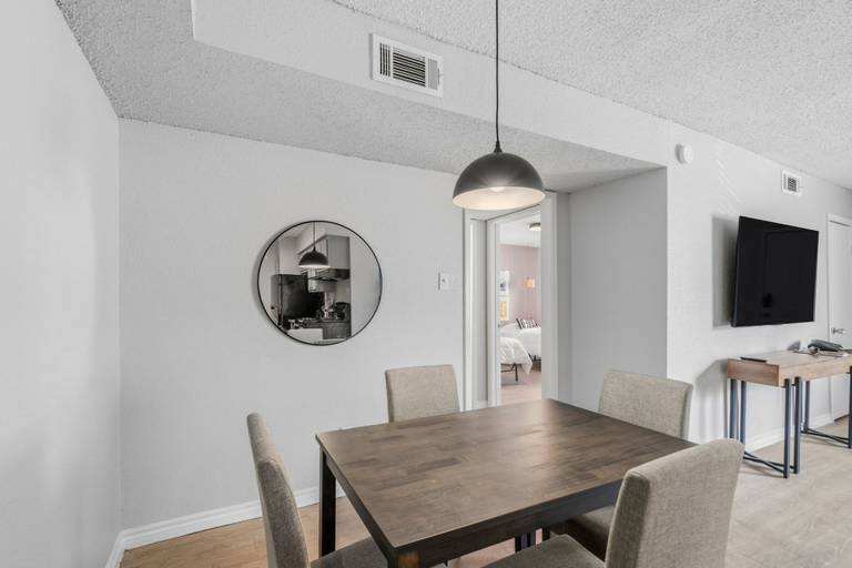 Dining 5, 1307-Wilcrest-4201, Houston