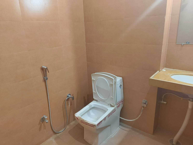 Bathroom 2, Pithoragarh Guest House, Jodhpur