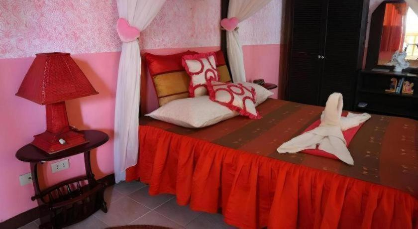Bedroom 3, La Isla Bonita Resort, Malay