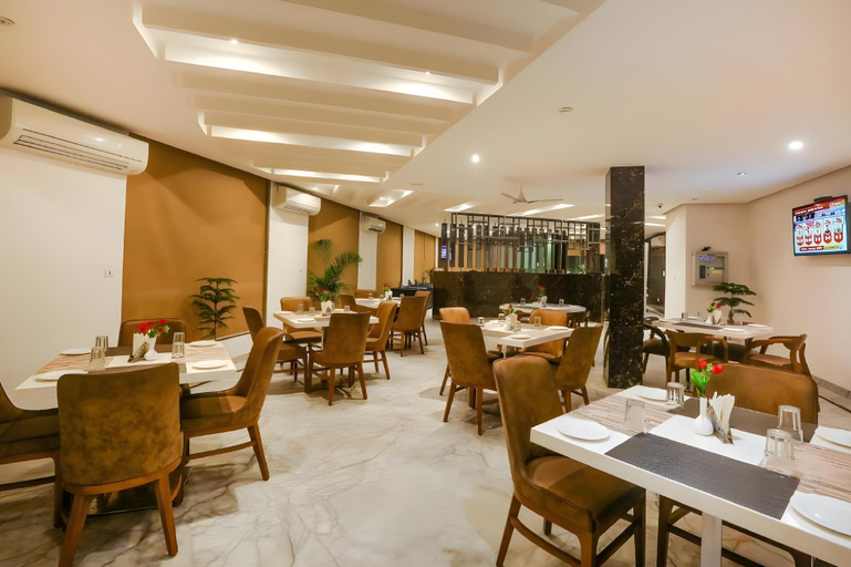 Food & Drinks 5, Hotel Almati Inn, Delhi