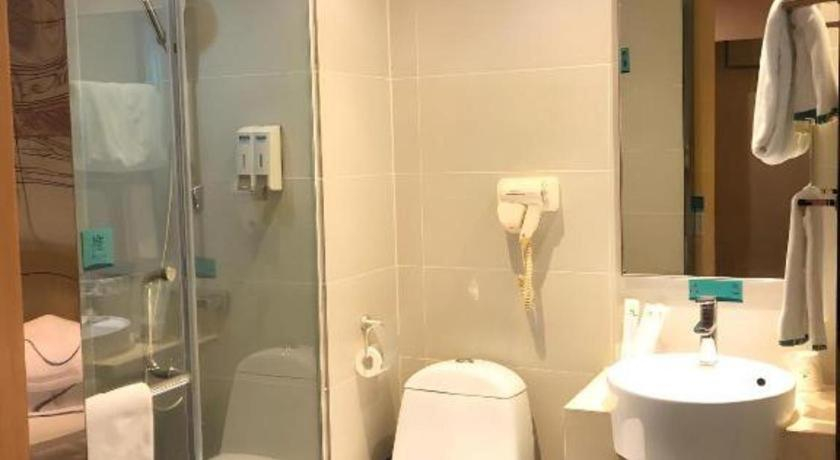 Bathroom 3, City Comfort Inn Wuhan Baibuting, Wuhan