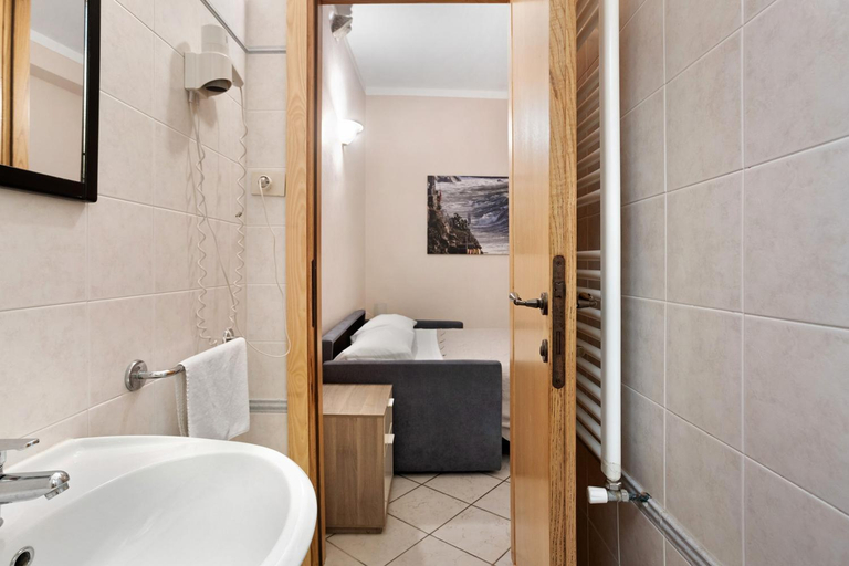 Bathroom 3, A due passi dal mare- Riomaggiore, La Spezia