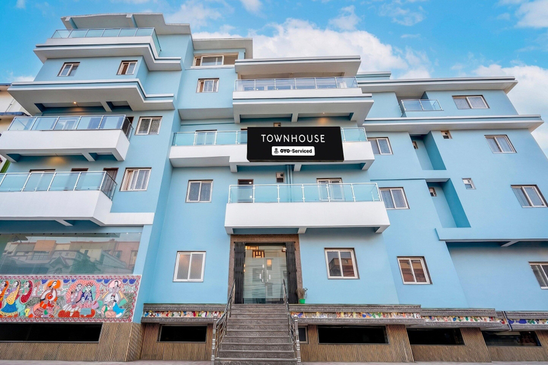Primary image, Classic Imperial Nest, Patna