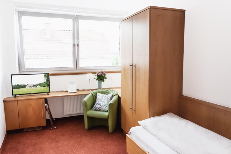 Bedroom 2, Landhotel Stegersbach, Güssing