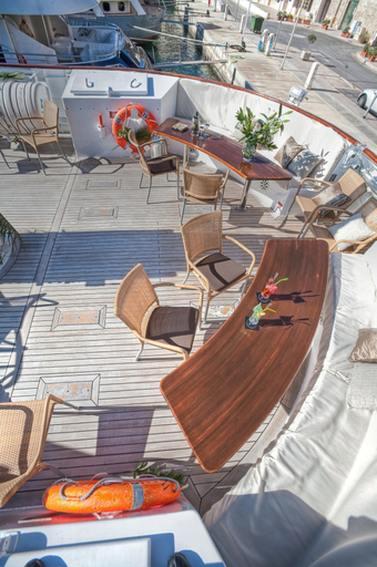 Outdoor dining 3, Sanssouci Star - Exclusive Island Cruise