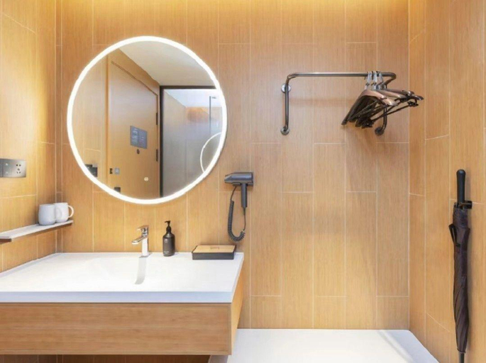 Bathroom 3, Ji Hotel Botou Shilixiang Wenbo Park, Cangzhou
