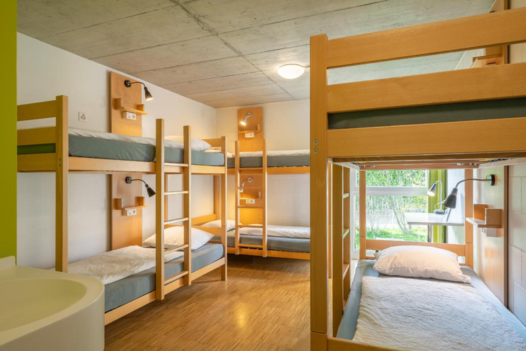 Bedroom 3, Backpackers Villa Sonnenhof Hostel, Interlaken