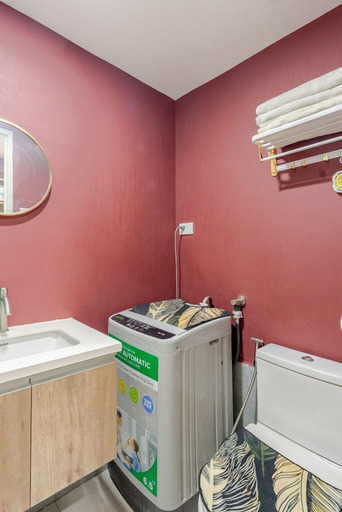 Laundry 5, Modern Studio Poolside Balcony Near Mactan Airport, Lapu-Lapu City